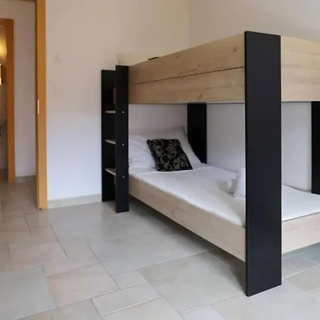 Apartment Domaine Des Reines D14, 4-bedrooms With Fabulous Indoor Pool Nendaz