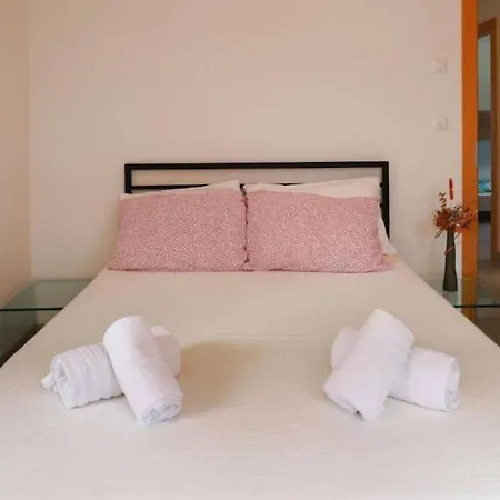 Domaine Des Reines D14, 4-bedrooms With Fabulous Indoor Pool Nendaz