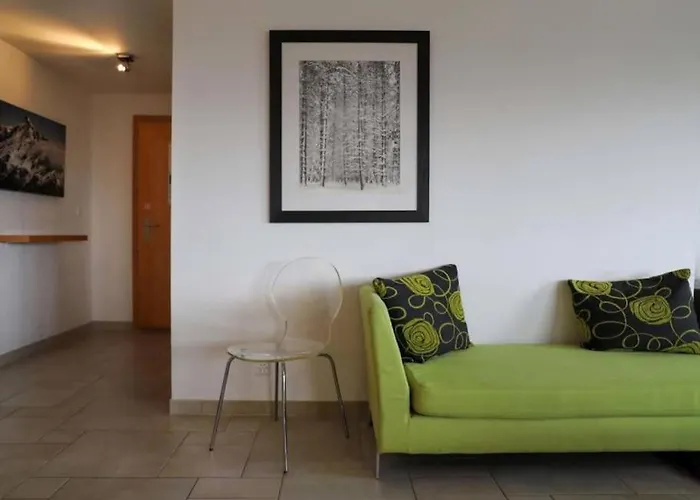 Domaine Des Reines D14, 4-bedrooms With Fabulous Indoor Pool